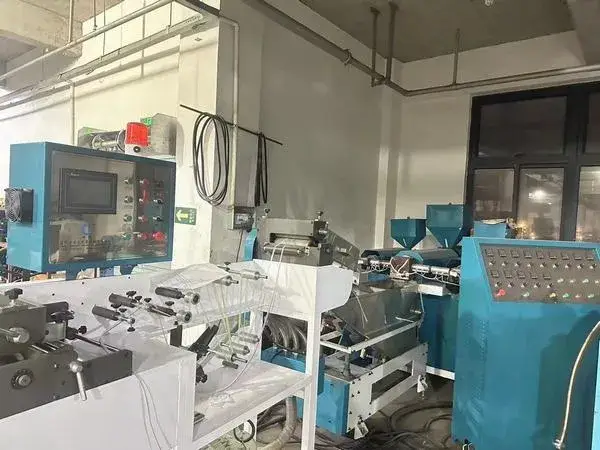 Triple Screw Extruder